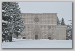 La basílica de Santa Maria di Collemaggio en L'Aquila