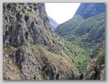 From Anversa degli Abruzzi, through the Sagittario Gorges, arriving at Lake Scanno