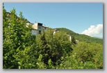 Pietracamela pendant la saison estivale. Une promenade vers les Prati di Tivo de 950 à 1450 mètres d’altitude.