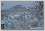 La nevicata del 3 febbraio 2012: le foto scattate domenica a L'Aquila e dintorni. La zona di Scoppito sotto il Monte Calvo.